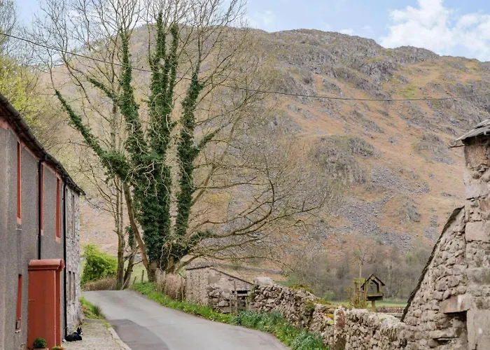 1 Bed In Holmrook Oc-87247 *